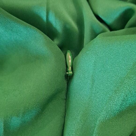 Express Green Beige Bandage Bodycon Vneck Sleeveless Dress Size Medium - Picture 6 of 6